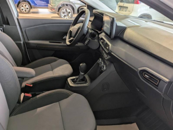 Photo 12 du bon plan DACIA Jogger 1.6 hybrid 140ch Extreme 7 places -24 occasion à 26990 €