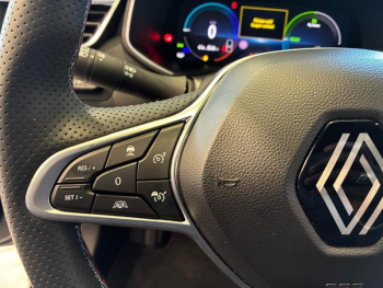 Photo 14 du bon plan RENAULT Clio 1.6 E-Tech 145ch full hybrid esprit Alpine - 24 occasion à 24490 €