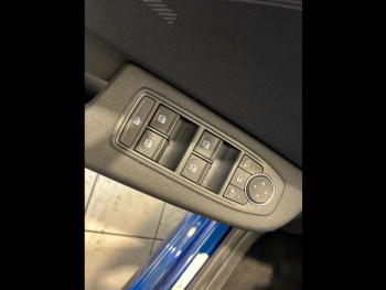 Photo 17 du bon plan RENAULT Clio 1.6 E-Tech 145ch full hybrid esprit Alpine - 24 occasion à 24490 €