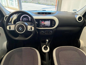 Photo 10 du bon plan RENAULT Twingo E-Tech Electric Zen R80 Achat IntÃ©gral - 21MY occasion à 13200 €