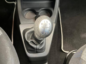 Photo 8 du bon plan DACIA Lodgy 1.3 TCe 100ch FAP Essentiel 5 places occasion à 12290 €
