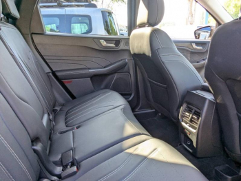 Photo 7 du bon plan FORD Kuga 2.5 Duratec 190ch FHEV Vignale BVA i-AWD occasion à 29990 €