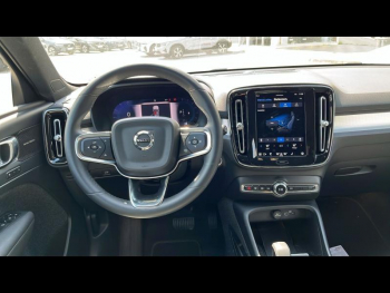 Photo 4 du bon plan VOLVO XC40 B3 163ch Plus DCT 7 occasion à 34990 €