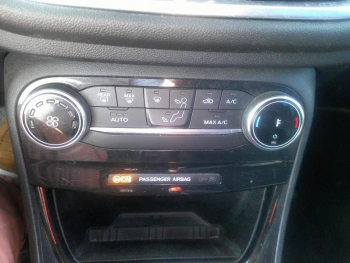 Photo 12 du bon plan FORD Puma 1.0 EcoBoost 125ch S&S mHEV Titanium Powershift occasion à 18590 €