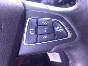 Photo 5 du bon plan FORD C-MAX 1.0 EcoBoost 100ch Stop&Start Trend occasion à 11590 €