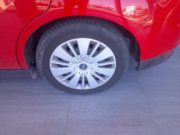 Photo 11 du bon plan FORD C-MAX 1.0 EcoBoost 100ch Stop&Start Trend occasion à 11590 €