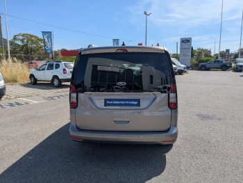 Photo 5 du bon plan FORD Grd Tourneo Connect 2.0 EcoBlue 122ch Titanium occasion à 26900 €