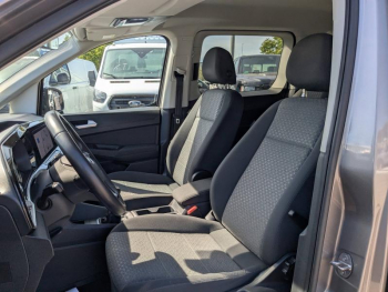 Photo 18 du bon plan FORD Grd Tourneo Connect 2.0 EcoBlue 122ch Titanium occasion à 26900 €