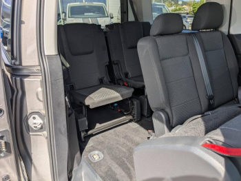 Photo 22 du bon plan FORD Grd Tourneo Connect 2.0 EcoBlue 122ch Titanium occasion à 26900 €
