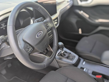 Photo 15 du bon plan FORD Focus SW 1.0 Flexifuel mHEV 125ch Titanium X Business occasion à 24990 €