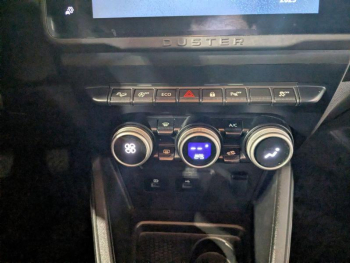 Photo 14 du bon plan DACIA Duster 1.5 Blue dCi 115ch Journey 4x4 occasion à 27290 €