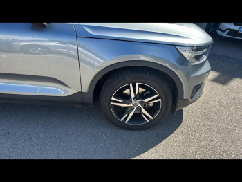 Photo 11 du bon plan VOLVO XC40 D4 AdBlue AWD 190ch R-Design Geartronic 8 occasion à 25900 €