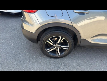 Photo 12 du bon plan VOLVO XC40 D4 AdBlue AWD 190ch R-Design Geartronic 8 occasion à 25900 €