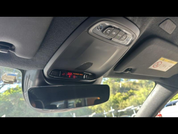Photo 23 du bon plan VOLVO XC40 D4 AdBlue AWD 190ch R-Design Geartronic 8 occasion à 25900 €