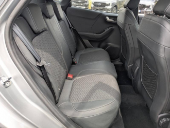 Photo 18 du bon plan FORD Puma 1.0 EcoBoost 125ch mHEV Titanium 6cv occasion à 17400 €