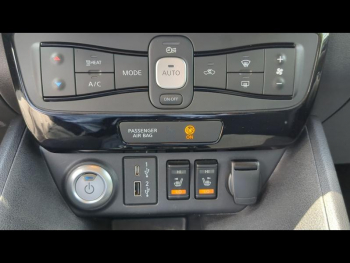 Photo 18 du bon plan NISSAN Leaf 150ch 40kWh N-Connecta 19.5 occasion à 13990 €
