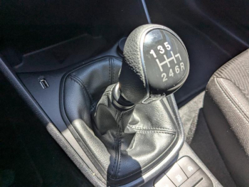 Photo 23 du bon plan FORD Fiesta 1.0 Flexifuel 95ch Cool & Connect 5p occasion à 15423 €