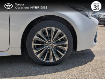 Photo 16 du bon plan TOYOTA Corolla Touring Spt 1.8 140ch Design MY23 occasion à 29490 €
