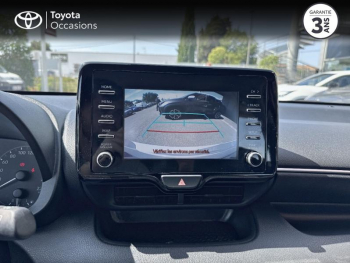 Photo 19 du bon plan TOYOTA Yaris 70 VVT-i Dynamic Business 5p MY21 occasion à 16590 €