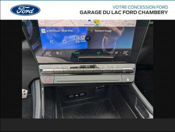 Photo 15 du bon plan RENAULT Austral 1.2 E-Tech full hybrid 200ch Techno esprit Alpine occasion à 33990 €