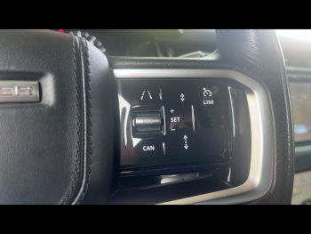 Photo 31 du bon plan LAND-ROVER Range Rover Velar 2.0 P400e 404ch PHEV R-Dynamic HSE AWD BVA occasion à 51990 €