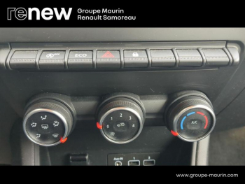 Photo 23 du bon plan RENAULT Captur 1.5 Blue dCi 115ch Business EDC occasion à 14900 €