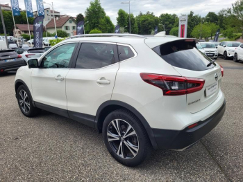 Photo 2 du bon plan NISSAN Qashqai 1.3 DIG-T 140ch N-Connecta occasion à 16490 €