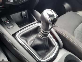 Photo 4 du bon plan NISSAN Qashqai 1.3 DIG-T 140ch N-Connecta occasion à 16490 €