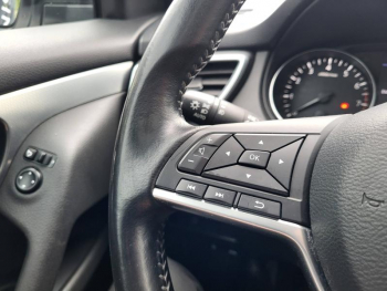 Photo 21 du bon plan NISSAN Qashqai 1.3 DIG-T 140ch N-Connecta occasion à 16490 €