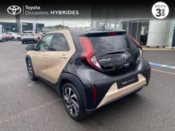 Photo 2 du bon plan TOYOTA Aygo X 1.0 VVT-i 72ch Design MY23 occasion à 15990 €