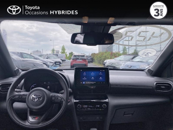 Photo 8 du bon plan TOYOTA Yaris Cross 116h Design Business + Programme Beyond Zero Academy MC24 occasion à 25990 €