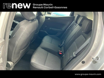 Photo 10 du bon plan RENAULT Clio 1.6 E-Tech 140ch Business -21 occasion à 17900 €
