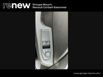 Photo 13 du bon plan RENAULT Clio 1.6 E-Tech 140ch Business -21 occasion à 17900 €