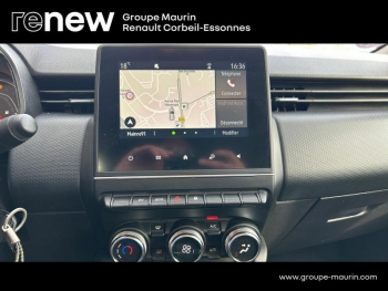 Photo 15 du bon plan RENAULT Clio 1.6 E-Tech 140ch Business -21 occasion à 17900 €