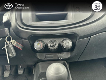 Photo 23 du bon plan TOYOTA Aygo X 1.0 VVT-i 72ch Active occasion à 13890 €