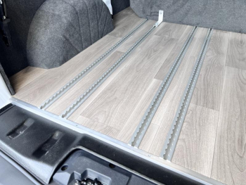 Photo 6 du bon plan FORD Transit Custom Fg VUL 280 L1H1 2.0 EcoBlue 136ch Trend BVA8 occasion à 47490 €