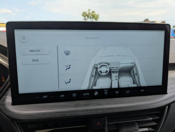 Photo 13 du bon plan FORD Kuga 2.5 Duratec 180ch Hybrid FlexiFuel Active X Powershift occasion à 38990 €