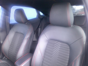 Photo 18 du bon plan FORD Puma 1.0 EcoBoost 155ch mHEV ST-Line X DCT7 occasion à 22900 €