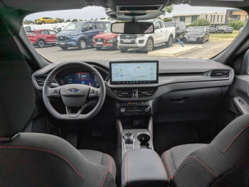 Photo 11 du bon plan FORD Kuga 2.5 Duratec 180ch Hybrid FlexiFuel ST-Line Powershift occasion à 34990 €