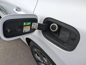 Photo 18 du bon plan FORD Kuga 2.5 Duratec 180ch Hybrid FlexiFuel ST-Line Powershift occasion à 34990 €