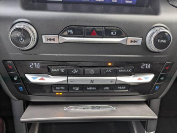 Photo 18 du bon plan FORD Explorer 3.0 EcoBoost 457ch Parallel PHEV ST-Line i-AWD BVA10 25cv occasion à 43980 €