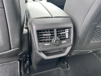 Photo 14 du bon plan PEUGEOT 3008 1.5 BlueHDi 130ch E6.c Allure Business S&S EAT8 occasion à 17890 €