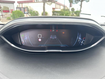 Photo 18 du bon plan PEUGEOT 3008 1.5 BlueHDi 130ch E6.c Allure Business S&S EAT8 occasion à 17890 €