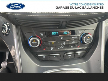 Photo 22 du bon plan FORD Kuga 1.5 Flexifuel-E85 150ch Stop&Start Vignale 4x2 BVA Euro6.2 occasion à 20990 €