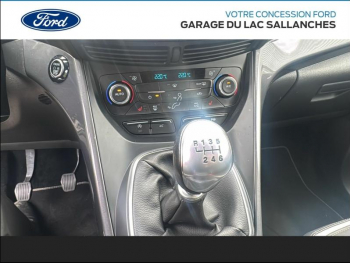 Photo 24 du bon plan FORD Kuga 1.5 Flexifuel-E85 150ch Stop&Start Vignale 4x2 BVA Euro6.2 occasion à 20990 €