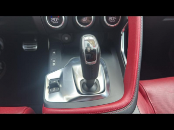 Photo 15 du bon plan JAGUAR E-Pace 2.0D 240ch R-Dynamic HSE AWD BVA9 occasion à 27990 €