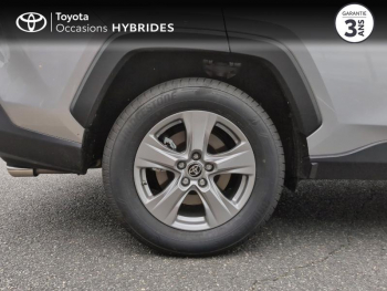Photo 16 du bon plan TOYOTA RAV4 2.5 Hybride 222ch Dynamic AWD-i MY25 occasion à 42200 €