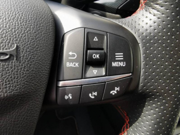Photo 15 du bon plan FORD Kuga 2.0 EcoBlue 150ch mHEV ST-Line occasion à 23900 €