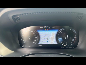 Photo 16 du bon plan VOLVO XC60 B4 AdBlue AWD 197ch R-Design Geartronic occasion à 34900 €