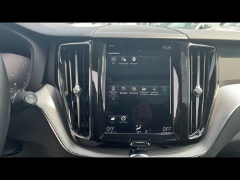 Photo 20 du bon plan VOLVO XC60 B4 AdBlue AWD 197ch R-Design Geartronic occasion à 34900 €